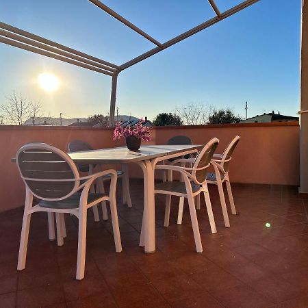 Ferienwohnung Albi'S House,Terrazza ,Wi-Fi, Parcheggio, Ac Lucca Exterior foto