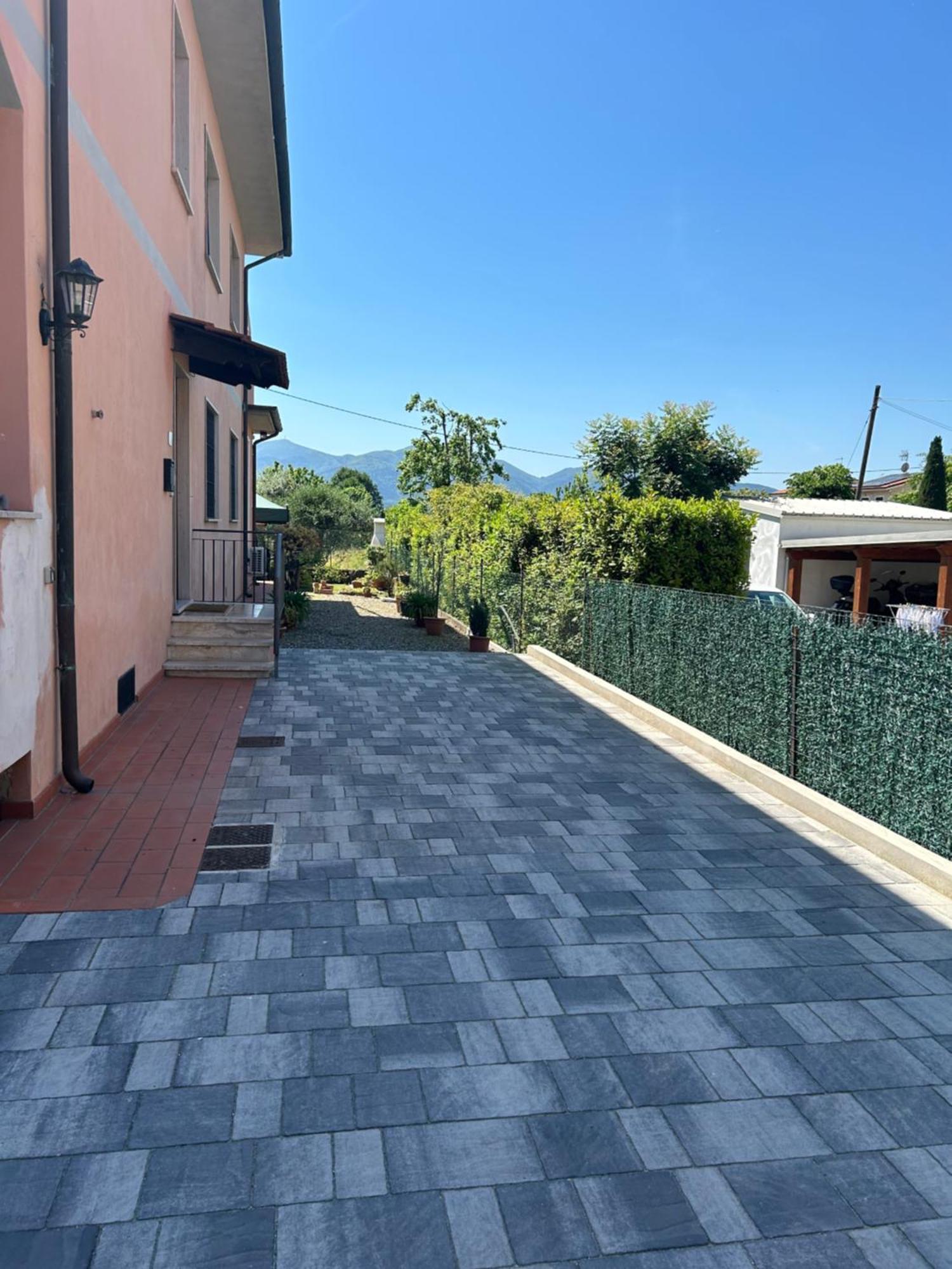 Ferienwohnung Albi'S House,Terrazza ,Wi-Fi, Parcheggio, Ac Lucca Exterior foto