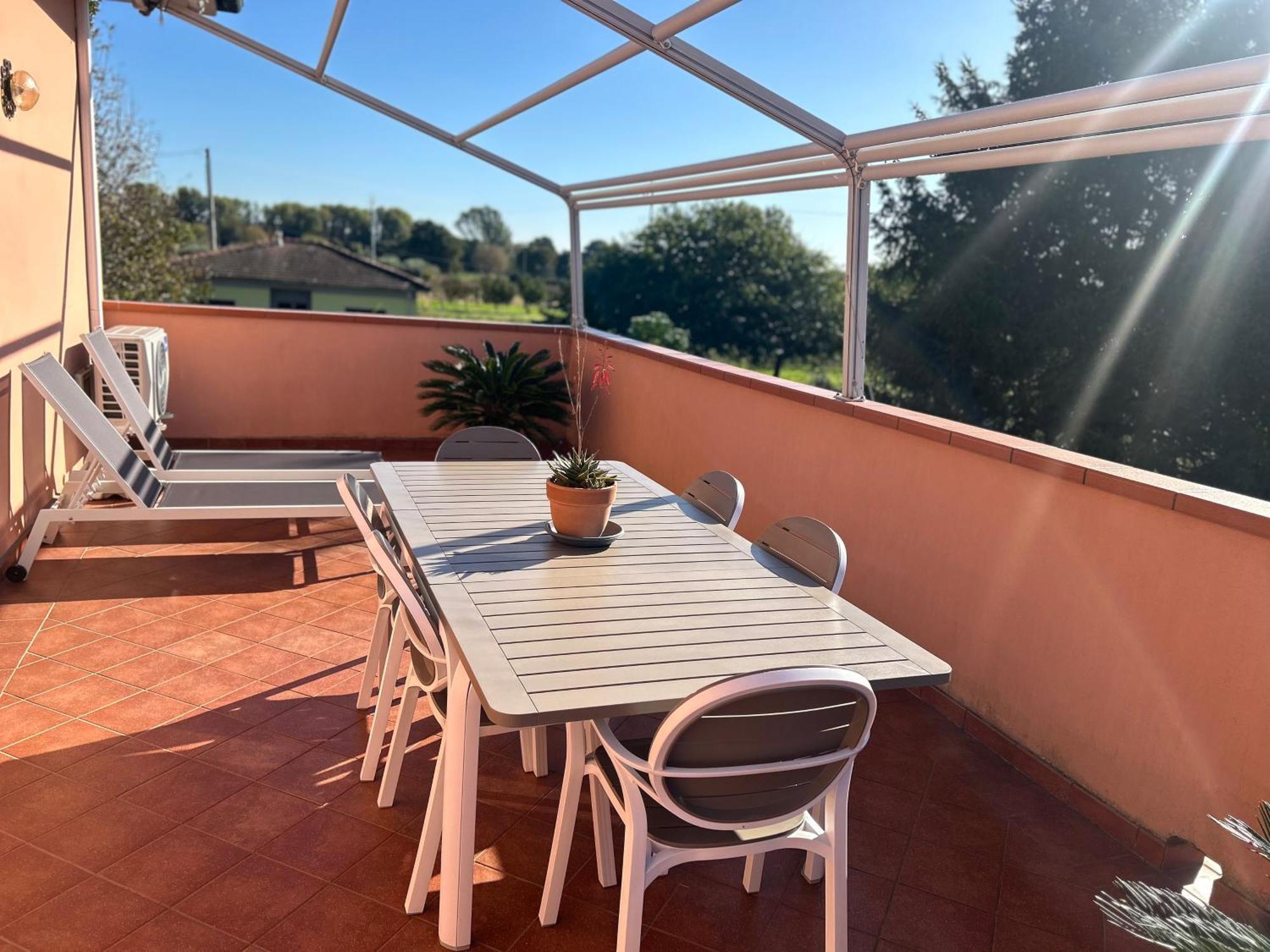 Ferienwohnung Albi'S House,Terrazza ,Wi-Fi, Parcheggio, Ac Lucca Exterior foto